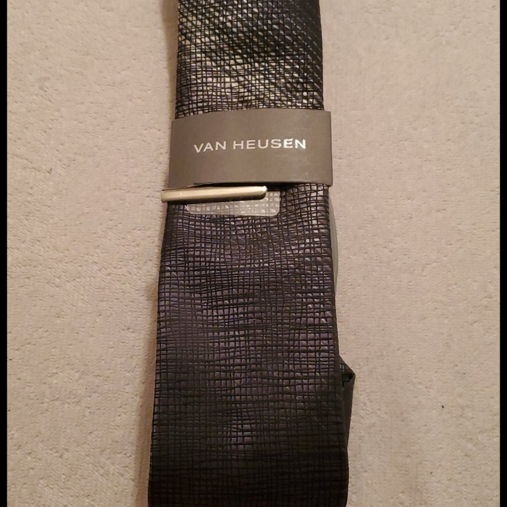Van Heusen Men's Tie